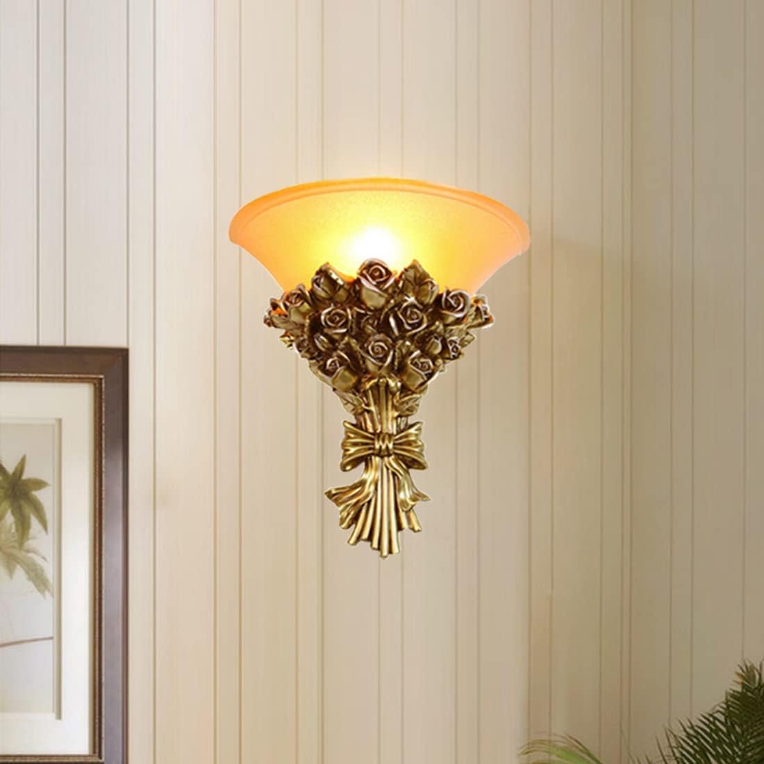 Vintage Wall Sconce Roses 1-Light Antique Gold Wall Sconce with Frosted Glass Shade, Unique Resin Golden Flower Style Mid Century Modern Wall Light for Living Room Hallway Bedroom