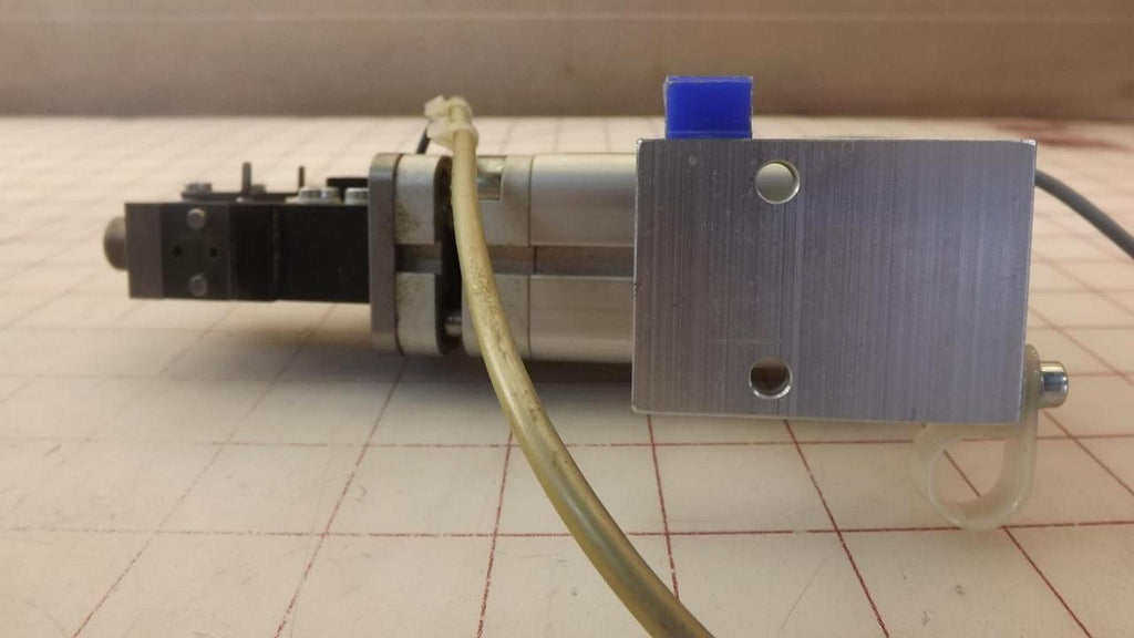FESTO ADVUL-25-40-P-A (156872), 1-10 BAR, 25 MM BORE, 40 MM Stroke, Compact, Double-Acting, Elastic Cushioning Rings/Pads AT Both Ends, M5 Pneumatic Connection, Pneumatic Cylinder, Series ADVUL