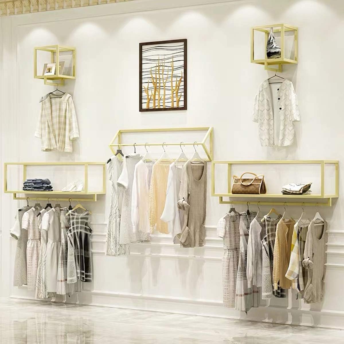 Creative Triangle Display Garment Racks in Boutique Clothing Stores, Wall-Mounted Hanging Clothes Shelf in Home, Towel Racks for Bathroom Storage (Gold, 39' L)