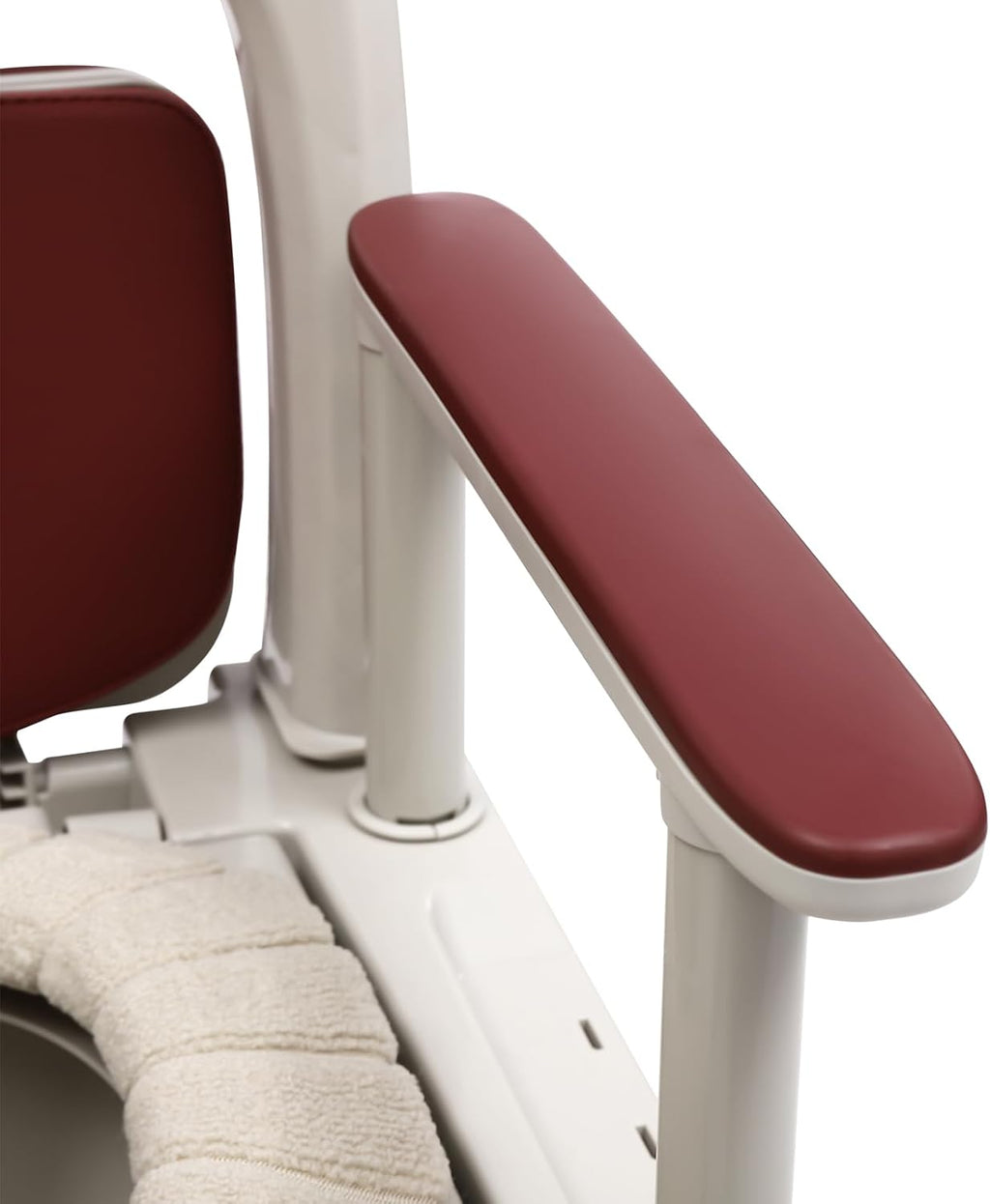 Bedside Commodes Chair, 661.39Lbs Capacity Bedside Toilet Portable Adult Potty Toilet Chair Height Adjustable Commode Toilet Heavy Duty Moveable Commodes for Home Use Nursing Centers