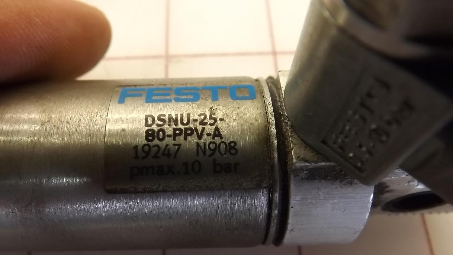 FESTO DSNU-25-80-PPV-A (19247), 1-10 BAR, 25 MM BORE, 80 MM Stroke, Double-Acting, External Thread Rod END, G1/8 Pneumatic Connection, ISO Cylinder, M10X1.25 Rod Thread, Pneumatic, CUSHIONIN