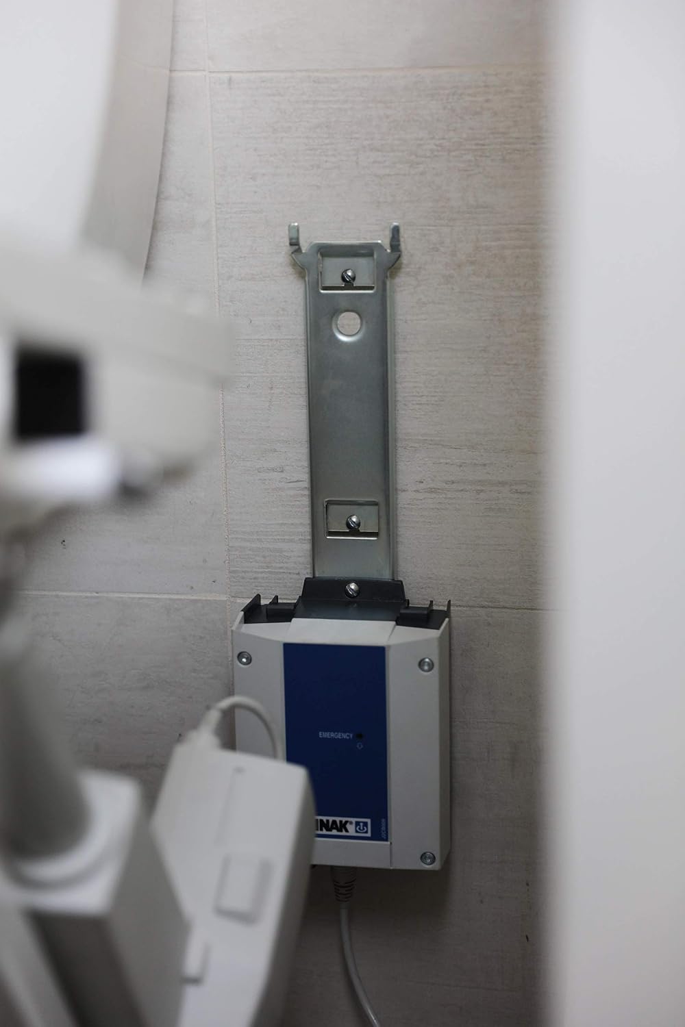EZ-ACCESS TILT Toilet Incline Lift, Battery Powered (Battery Included), Elongated Seat