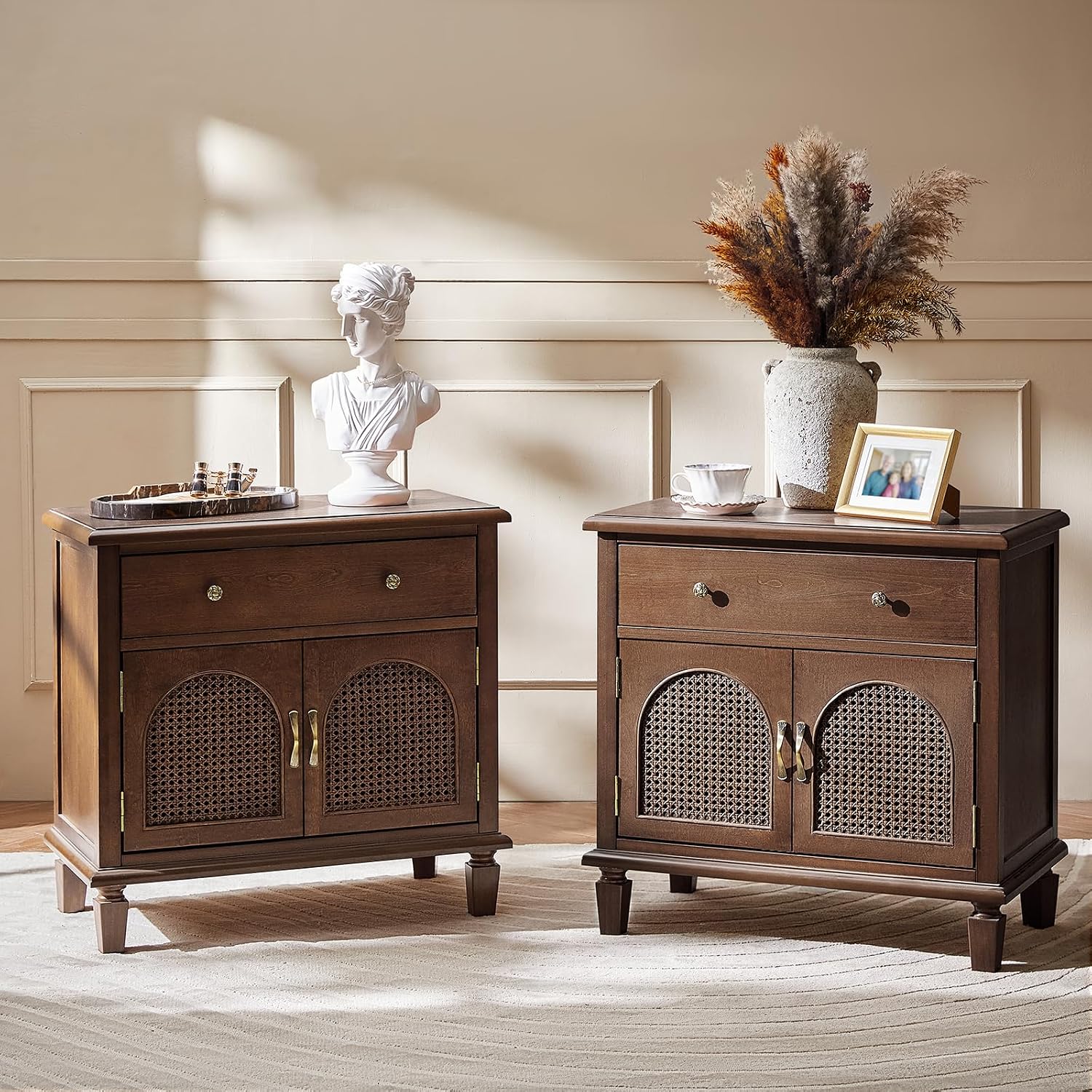 HULALA HOME End Table with Doors and Drawer, Traditional Side Table with Solid Wood Legs, Adjustable Shelf, Charging Station, Walnut
