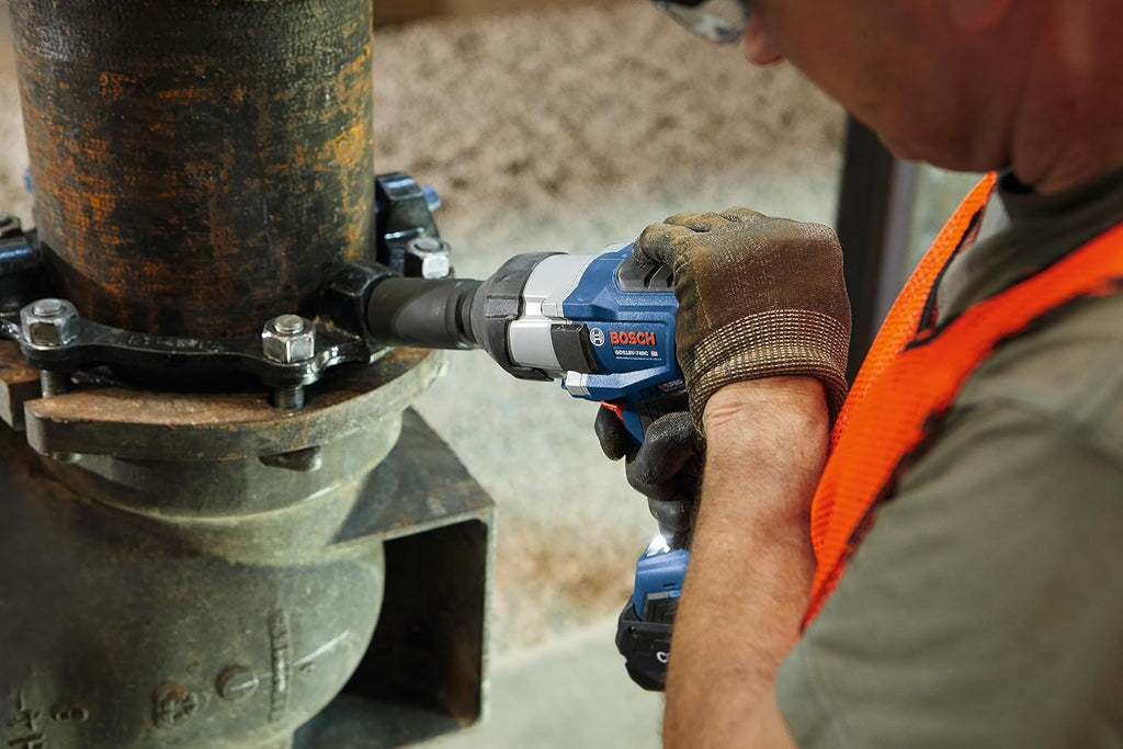 BOSCH GDS18V-740CB14 PROFACTOR™ 18V Connected 1/2 In. Impact Wrench Kit with Friction Ring and (1) CORE18V 8 Ah High Power Battery