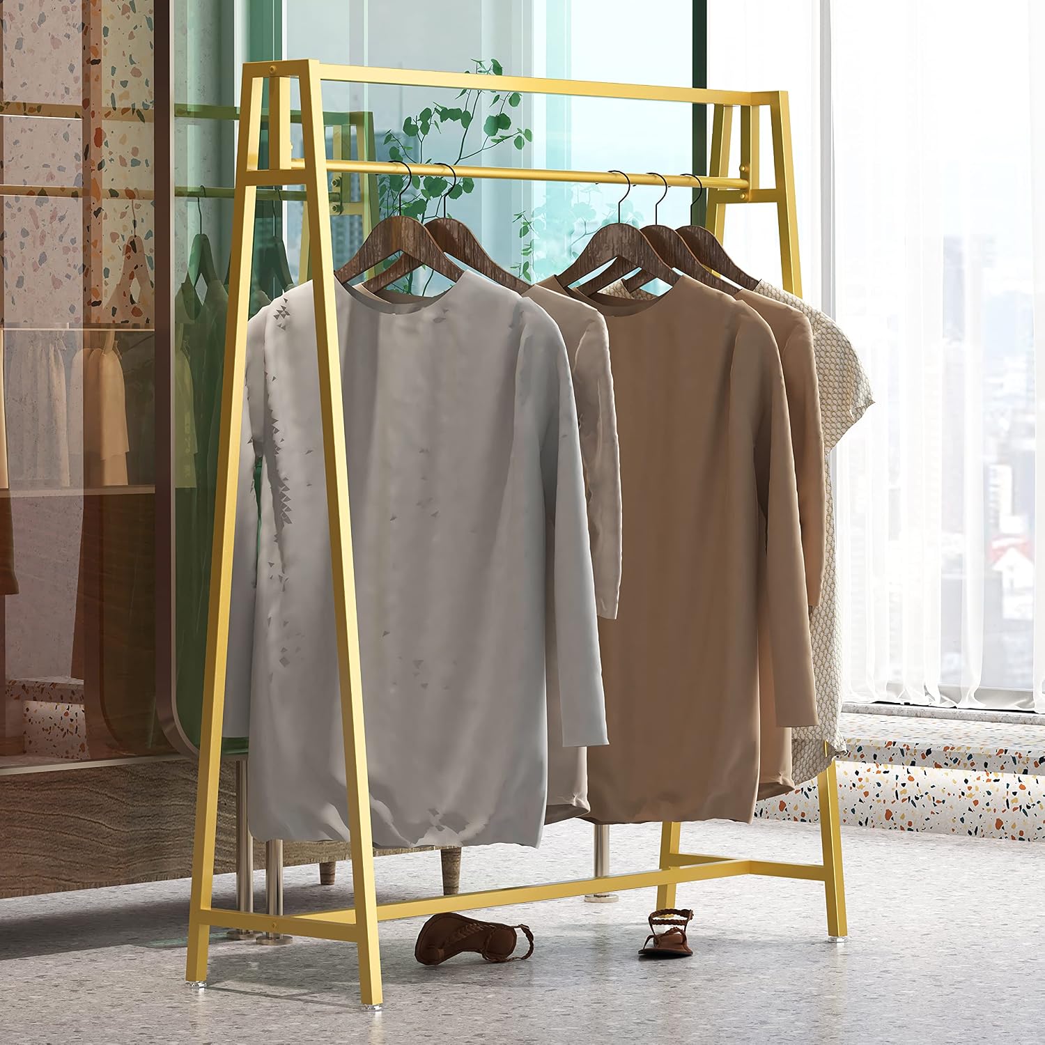 HOMEKAYT Gold Clothing Racks for Hanging Clothes,Modern Metal Heavy Duty Garment Rack,Portable Retail Display Rack Iron Clothing Racks 47''L-Gold